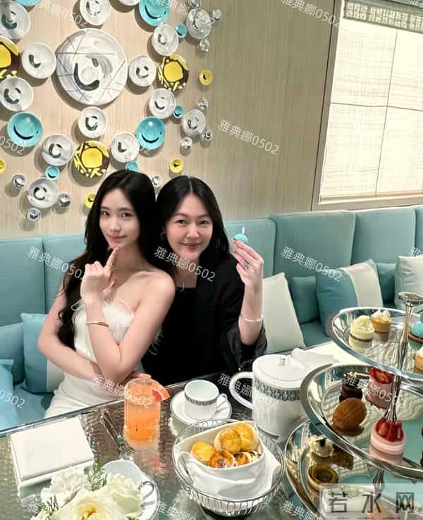 看了陶晶莹的女儿才发现小S的女儿算漂亮是湾湾星二代里的佼佼者