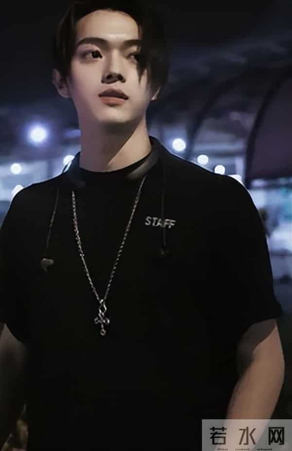 没想到，出轨传闻刚3个多月，许凯竟因一个举动，实现口碑暴涨