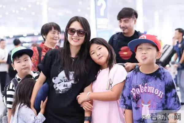 赫子铭透露早已再婚生娃,媳妇儿带娃在外地读书,难怪不想前两个