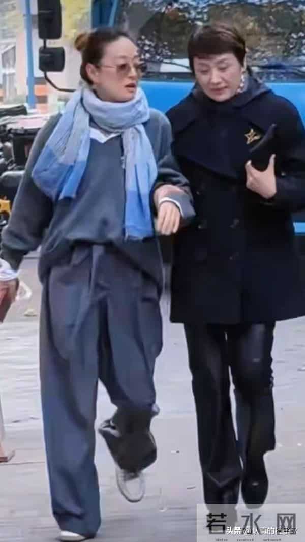 上海戏剧学院80周年校庆，偶遇各路明星，阵容堪比电影节红毯现场