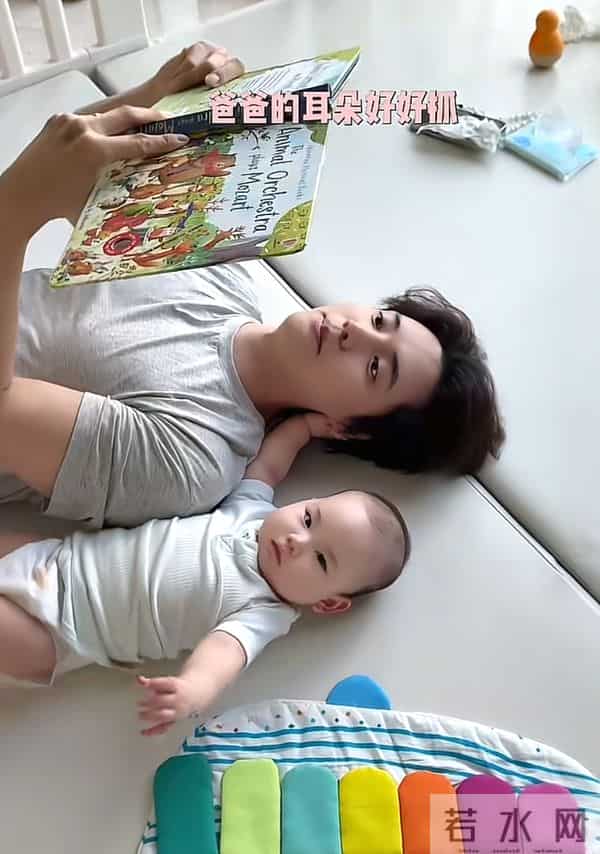 张檬一家三口赏秋，产后喂母乳胸围大了一圈，Dylan肉腿养得真壮