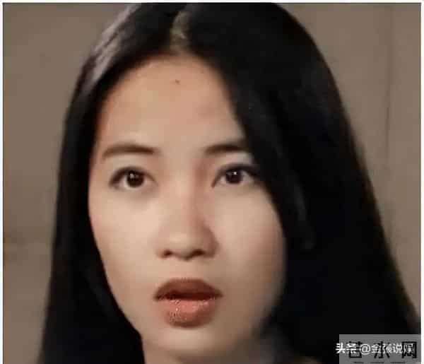 嫁给吴镇宇23年没做过饭，53岁仍似少女，她堪称最美的女星