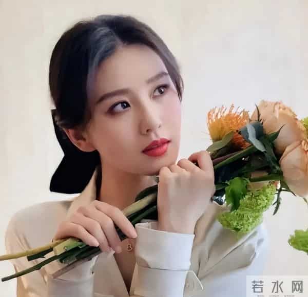 刘诗诗化身“抗娃老妈”,与儿子的日常,揭露了家庭和谐的内幕