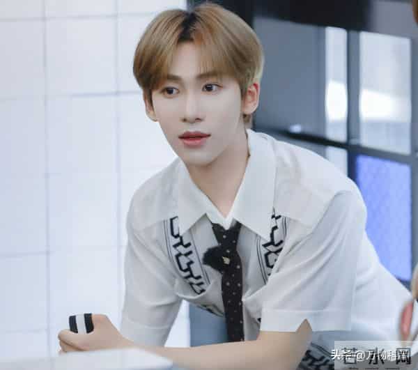 陪玩陪睡都不够看！继小鲜肉“被结扎” 王晶再曝内幕，阴暗面曝光