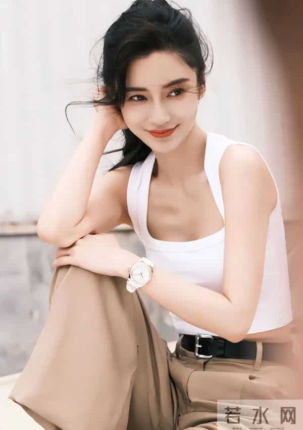 黄晓明也没想到，被他万分嫌弃的前妻杨颖，已经走上了另一条路