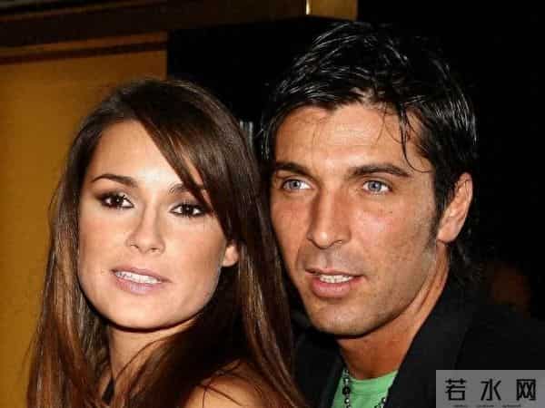 前妻:和布冯离婚后,花了很长时间才接受别人的追求