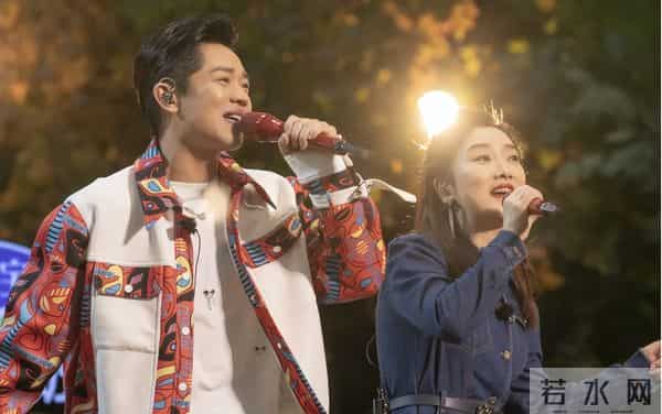 看破不说破,“手表风波”5个月后再看曾毅和玲花,答案一目了然