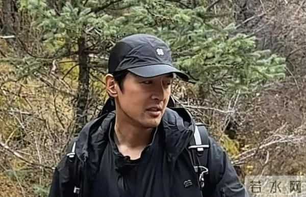 田朴珺和胡歌一起爬山,胡歌还亲自下厨,让人厌恶的事情发生了