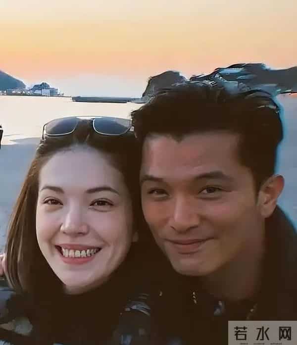 邱泽妈妈没想到,一个离过婚的女人,竟把她儿子狠狠“拿捏“了