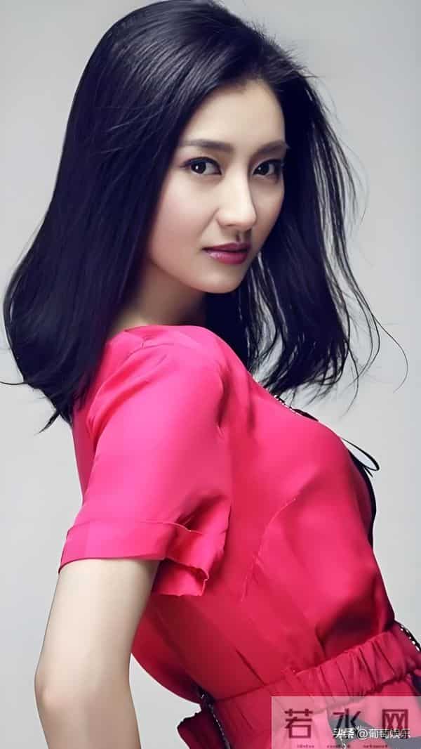 中国安徽安庆演员斓曦