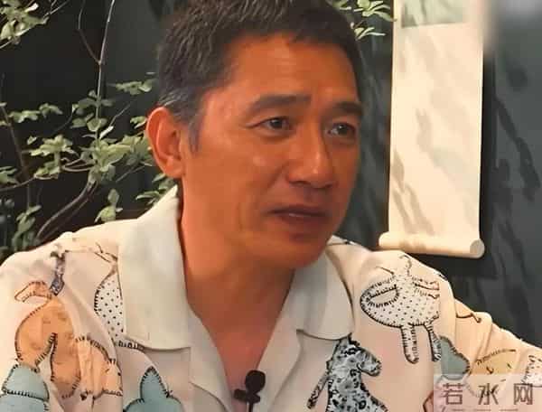 事实证明，63岁在日本居住的丁克族梁朝伟，已走上一条“上坡路”