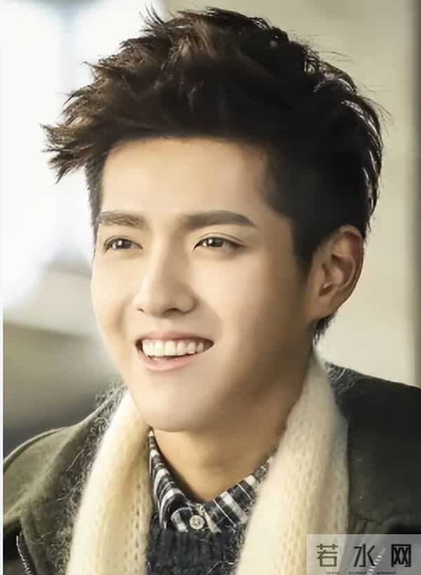 被判入狱只是冰山一角!法院出手,吴亦凡再迎噩耗,表哥也被牵连