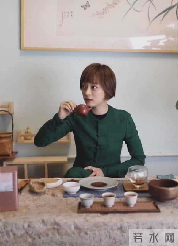 张艺谋没说错,看似“不合群”的孙俪,是娱乐圈真正的“聪明人”