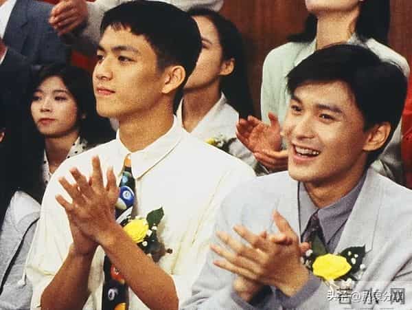 收手吧钟汉良!眼窝塌陷,脸部肿胀,疲态尽显,别再尬演精英男