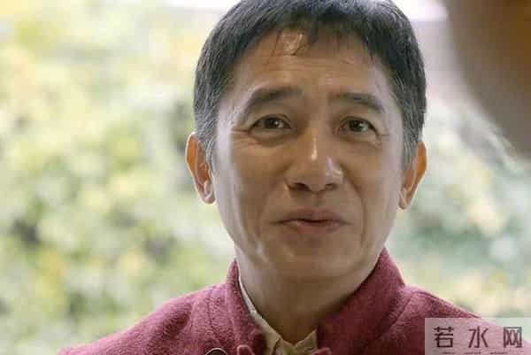 事实证明,63岁在日本居住的丁克族梁朝伟,已走上一条“上坡路”