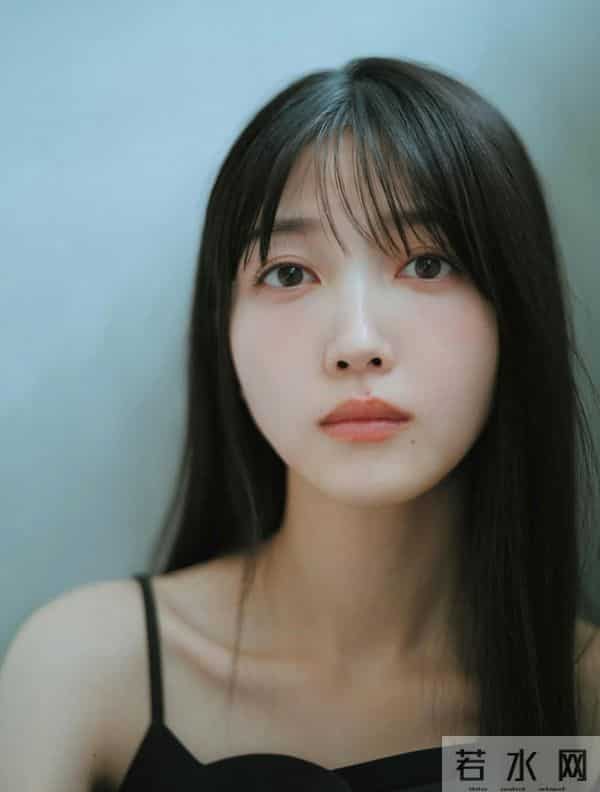 久保史绪里，偶像时期最后的杂志写真