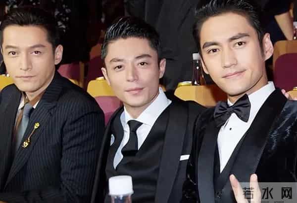 眼里没光了！47岁薛佳凝断崖式衰老，和高调秀二胎的胡歌两个画风