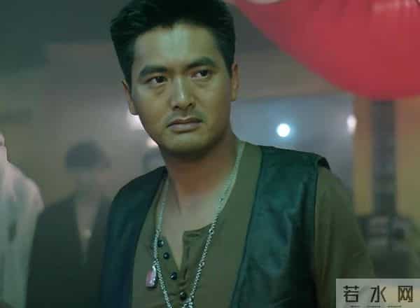 香港盛会颁奖仅两天，令人厌恶一幕发生，70岁周润发成众矢之的