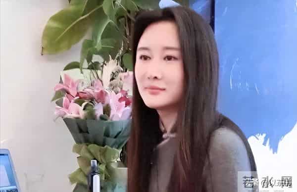 他是杜星霖前夫，离婚10年看她嫁大31岁导演生3娃，如今他后悔吗