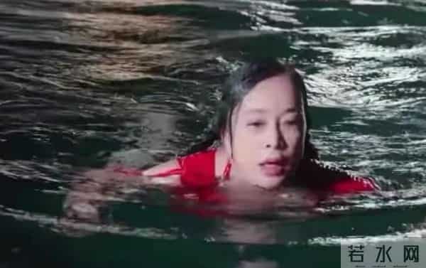 还是得认命！75岁意外摔倒、分不清人的刘晓庆，终要败在年龄上了