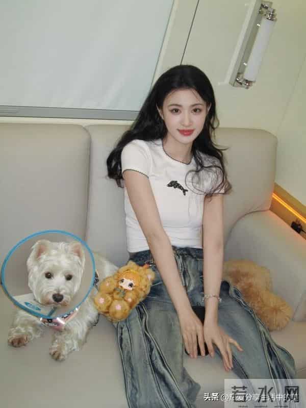 王楚然~超短运动热裤