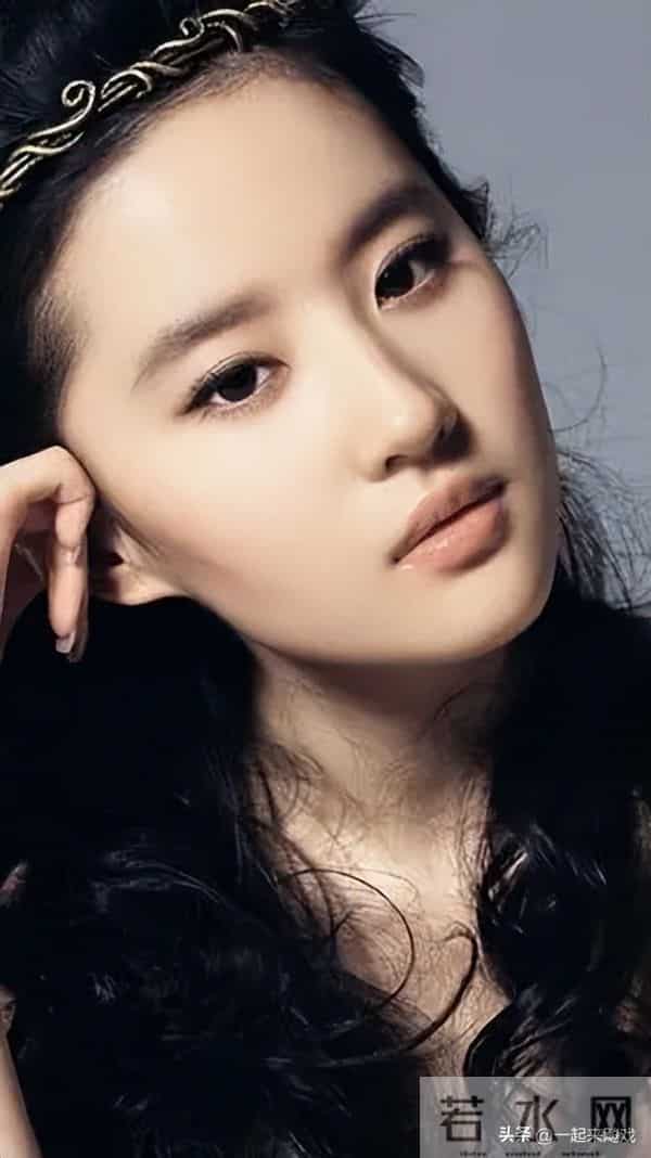 刘亦菲的美,清冷仙气,美得人不敢靠近