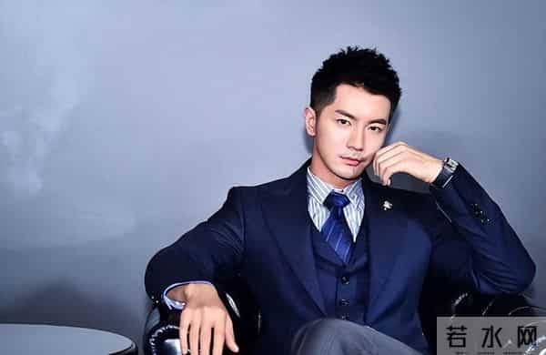 出道13年不温不火，在韩国当了8年练习生，如今终于靠着肖战走红