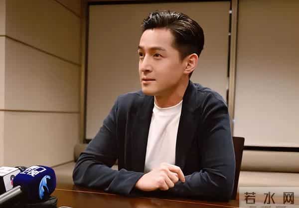 眼里没光了！47岁薛佳凝断崖式衰老，和高调秀二胎的胡歌两个画风