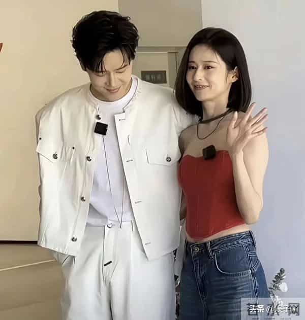 颖儿也没想到，38岁付辛博仅用一招，实现口碑暴增，为她争光