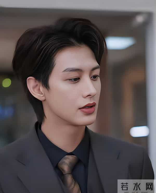 出道似“整容”！这6位短剧顶流出道前后判若两人，完全认不出