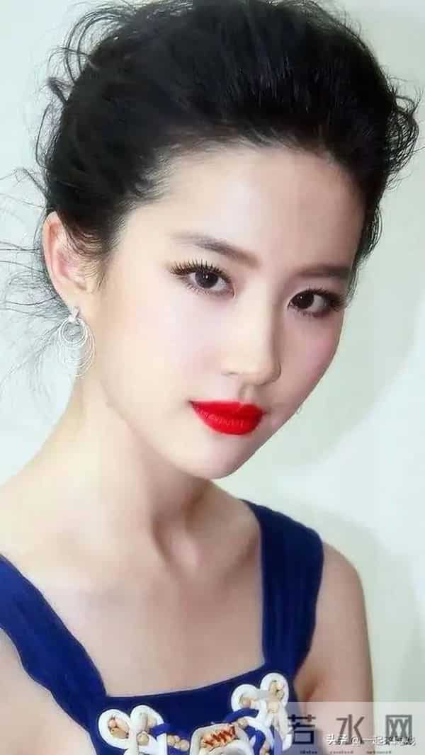 刘亦菲的美,清冷仙气,美得人不敢靠近