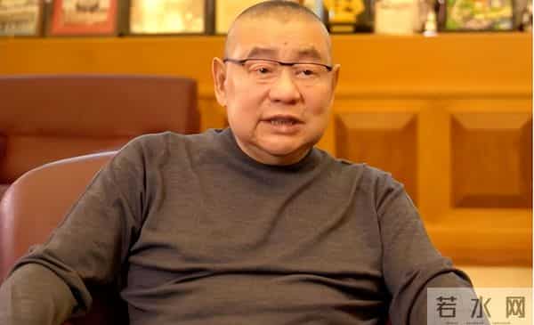 比李嘉诚还狠？香港富豪套现500亿离场，抛弃发妻，结局令人唏嘘