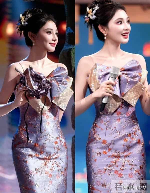 彭小苒：身材封神就算了 脸也是顶配！