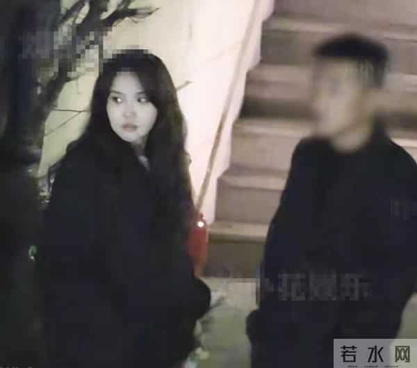 张佳宁恋情曝光！高富帅男友拎包陪开工接下班，街边争吵哄她好久