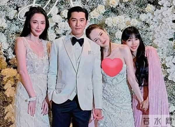 离婚2年，11岁还未上学的孩子，揭开了王力宏和李靓蕾仅剩的体面