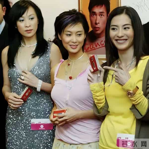 难怪梁朝伟说刘嘉玲没得奖是因太漂亮，当年的她漂亮到秒了张柏芝