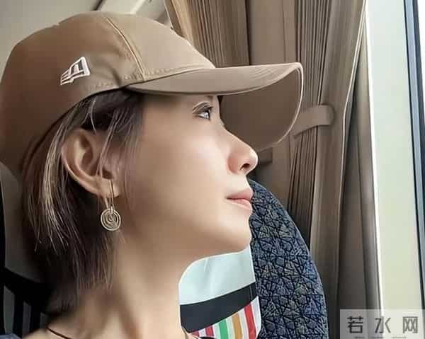 28岁从央视辞职，39岁移居日本，大赞比国内好，如今她过得怎样了
