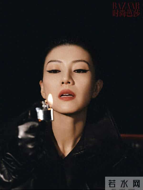 气场十足！高圆圆最新封面大片