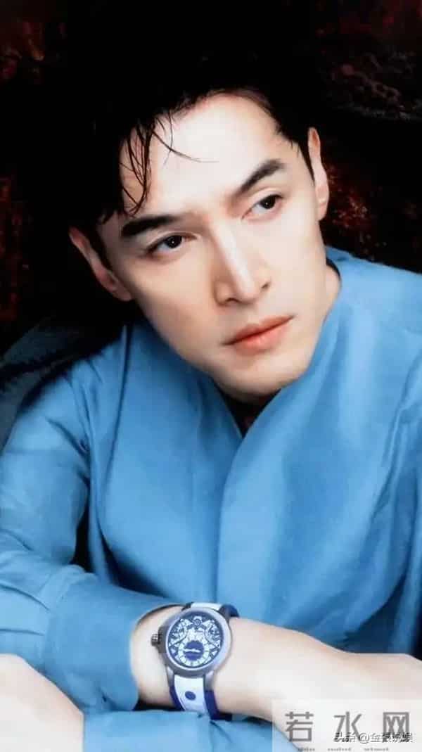 胡歌首度公开谈二胎儿子,更偏爱2岁女儿,对妻子的称呼显随意