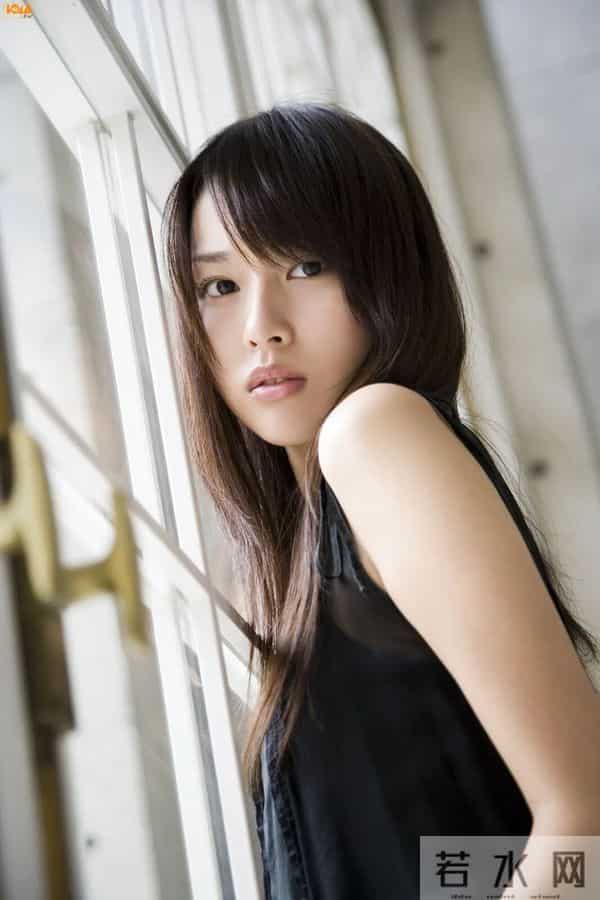 日系写真美图-No.1676 户田惠梨香[Bomb.TV]