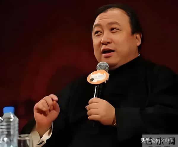 王晶大胆开麦爆内幕,陪玩陪睡只是“小意思”,四字弟弟惨遭牵连