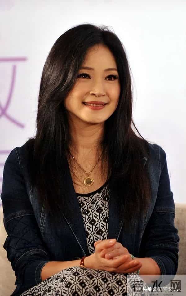 她58岁仍是干净之身,至今没谈过恋爱,除非是最爱不然不会献身