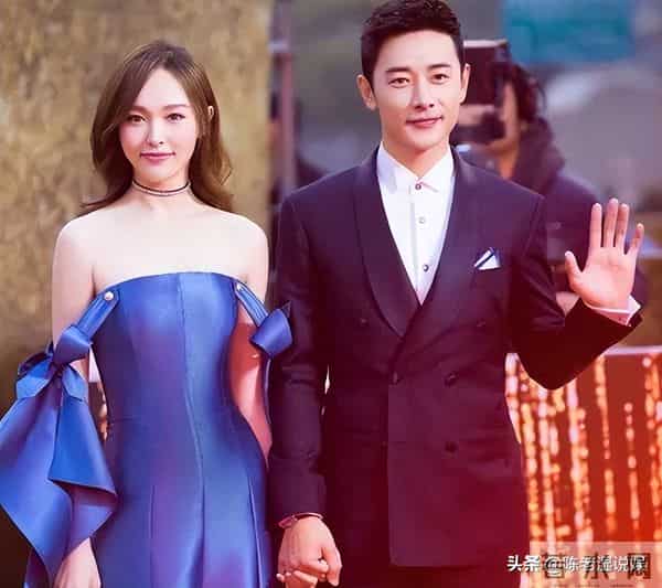 夫妻就是同林鸟，看到罗晋唐嫣并肩前行，才知什么是恩爱夫妻