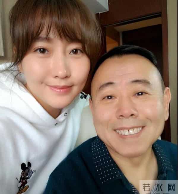 再多钱有什么用?潘长江女儿如今的现状,给所有父母提了个醒