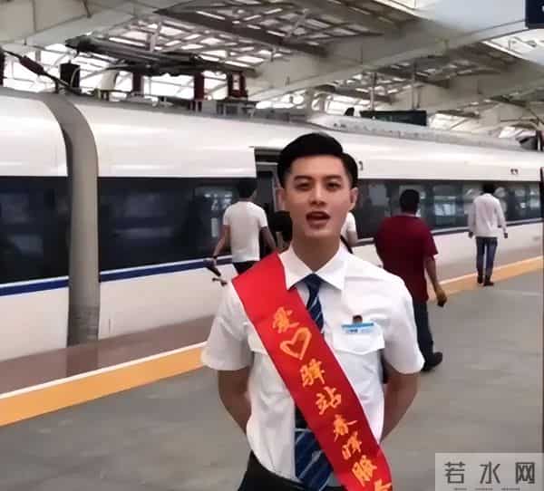 出道似“整容”！这6位短剧顶流出道前后判若两人，完全认不出