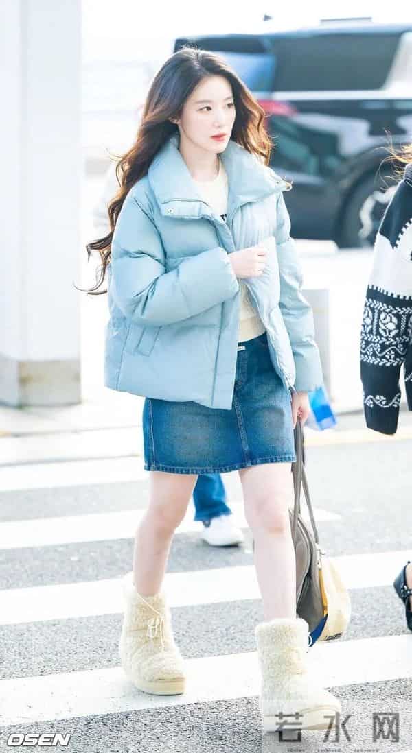 冷白皮穿搭模板来了！叶舒华这套冬装穿得太显气质