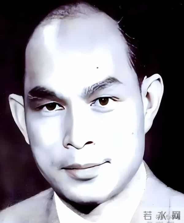 霍启刚也没想到，他79岁的父亲霍震霆，如今还能再为霍家“争光”