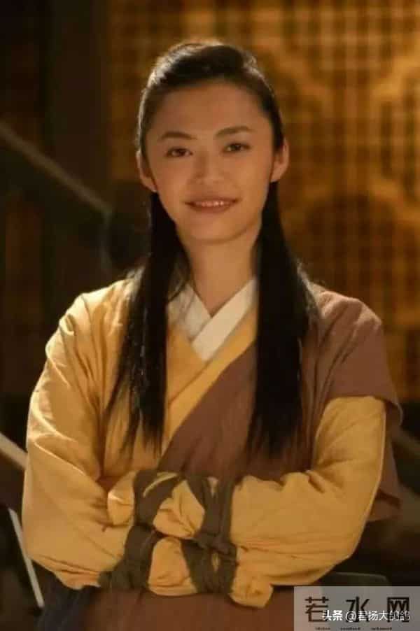 “一尿”成名，被嘲“驴脸”的37岁任素汐，凭什么能够一火再火