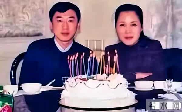 59岁田震从澳洲回国开演唱会，遭抵制，拒绝国内赚钱国外花