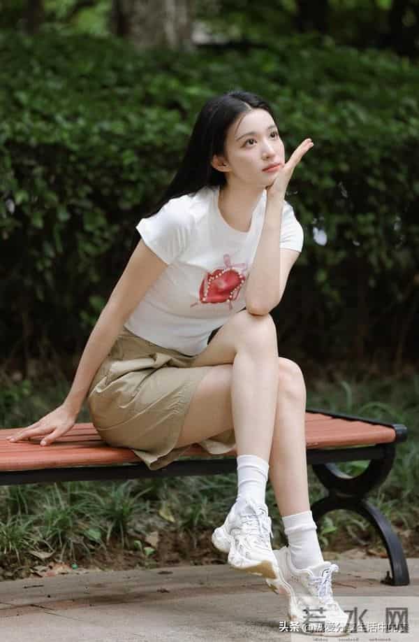 王楚然~超短运动热裤